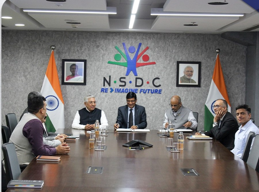 PsuExpress's tweet image. भारत में कौशल उत्कृष्टता को मजबूत करने के लिए एनएसडीसी और क्यूसीआई ने साझेदारी की...

और जाने-👇
psuexpress.com/memorandum-of-…

#NSDC #mou #skilldevelopmentt #qualitycertification  #QCI #strategicpartnerships