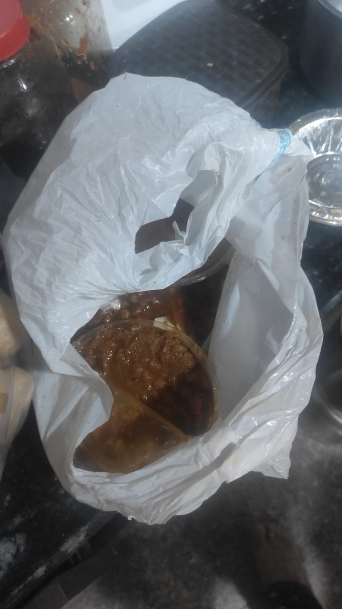 .<a href="/SwiggyCares/">Swiggy Cares</a> receiving open packets from Swiggy is a new trend I guess...

What should I do now???

And best part no one wants to recognise the issue on the help chat box..