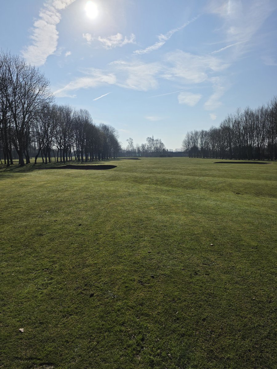 leedole28's tweet photo. Beautiful morning for it https://t.co/7fA5AMH8mS