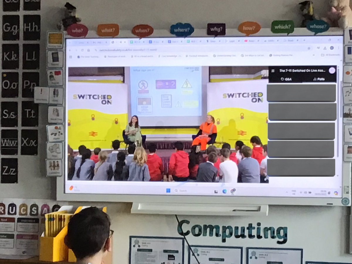 HilderthorpeSch's tweet photo. 4CT are learning lots about being switched on and how to stay safe near the railway. #hildyear4 #hildpshe #hildvalues #hildsafety https://t.co/VGa92YTzOV