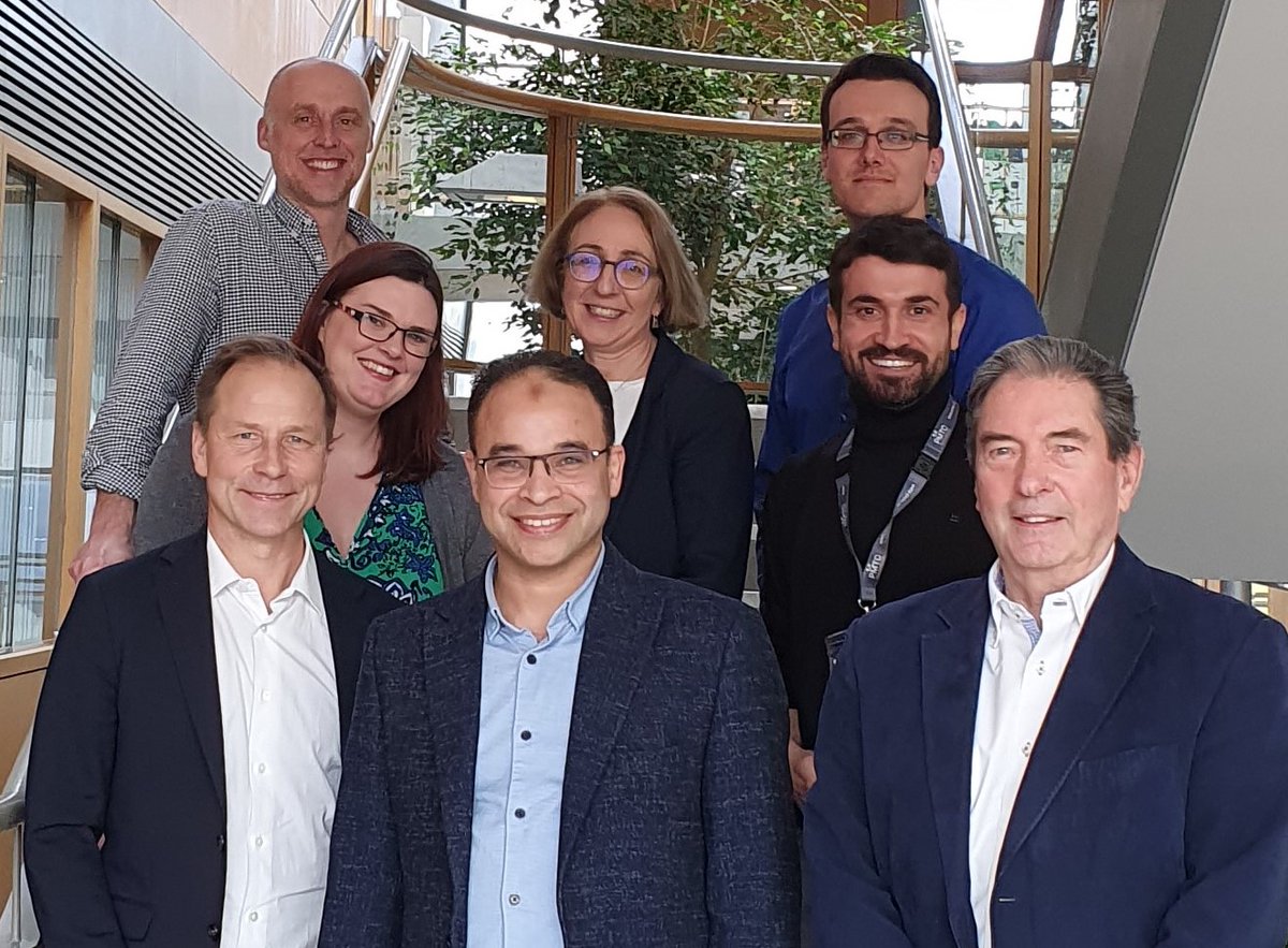 UCC Innovation (@uccinnovation) on Twitter photo From <a href="/Pharmacy_UCC/">UCC Pharmacy School</a>, spin-out company Arraypatch was founded by Dr Waleed Faisal to commercialise DerMapTM, a proprietary microneedle-based drug delivery technology.
Waleed led the spin-out of ArrayPatch from <a href="/UCC/">UCC Ireland</a>
in June of last year.
More: ucc.ie/en/innovation/… From <a href="/Pharmacy_UCC/">UCC Pharmacy School</a>, spin-out company Arraypatch was founded by Dr Waleed Faisal to commercialise DerMapTM, a proprietary microneedle-based drug delivery technology.
Waleed led the spin-out of ArrayPatch from <a href="/UCC/">UCC Ireland</a>
in June of last year.
More: ucc.ie/en/innovation/…