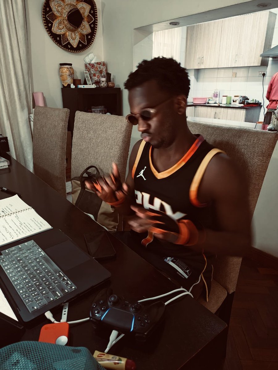 IAbdul10's tweet photo. What are you building?

Me - a dance tracking app to help you keep fit by dancing https://t.co/gv6PIRtNKT