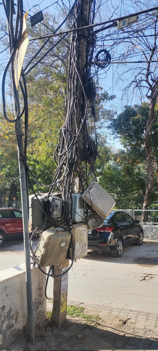 sp45944's tweet photo. @cmohry @NayabSainiBJP Dear CM saheb...We r done with corporation elections, may I request to  look in to plaguing issues of Old Gurgaon city. Bad nd bumpy Roads,Haphazard electric meters,Garbage, Stray Cattle, tfc hazards with no traffic lights at imp xg. Pending Bus stand nd Civil hospital bldg. https://t.co/9hj9FMrK0Y