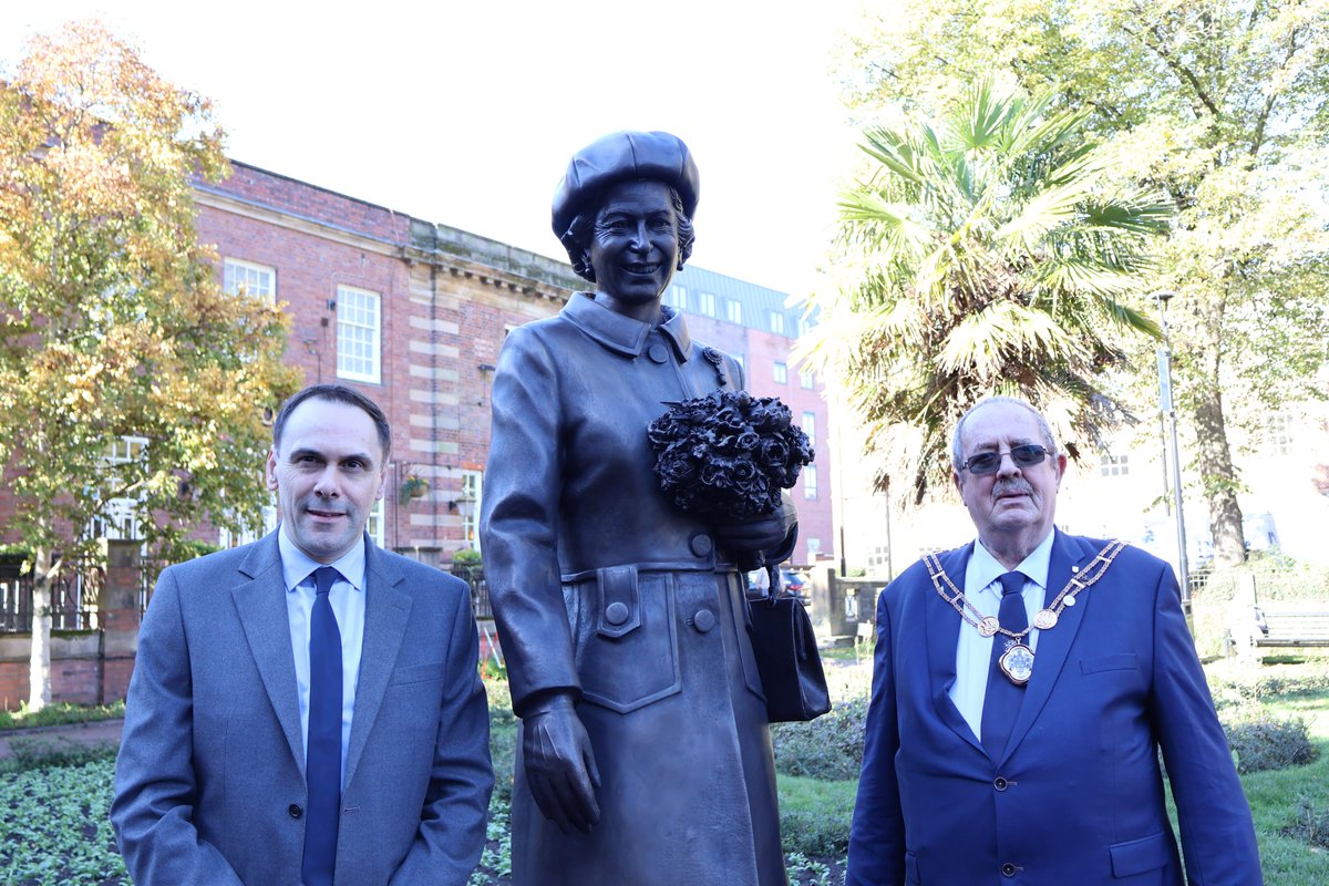 Council Leader Simon Tagg will lead tributes to the late Mayor at tonight's special Council meeting called to discuss local government reorganisation.

Cllr. Panter passed away on 15 February following an accident. 

ℹ️Residents can watch via Teams.

More: tinyurl.com/yj9h9c6m