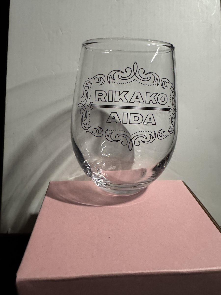 hi64_ak's tweet photo. 逢田梨香子さんのDMMスクラッチ限定グッズ(B賞グラス・C賞アクリルスタンド・D賞クリアファイル・E賞ブロマイド2枚セット)が届きました。
#逢田梨香子 #dmm_scratch https://t.co/hRiKucsAHK