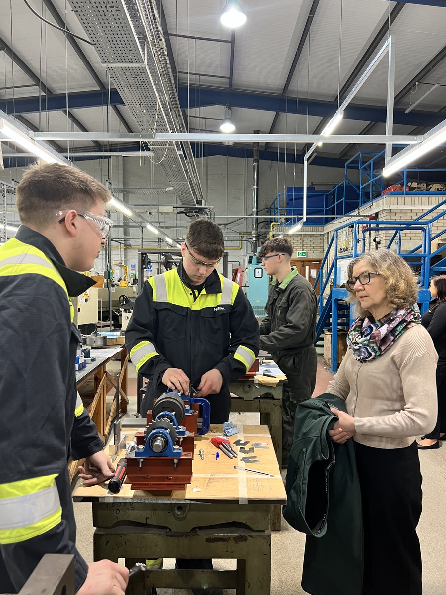 North East Scotland College (@nescollege) on Twitter photo To close off #ScottishApprenticeshipWeek, we welcomed <a href="/Audrey4ASNK/">Audrey Nicoll MSP</a> who chatted with some of our apprentices about their learning and career journeys.
#ScotAppWeek #Apprenticeships #SkillsForLife To close off #ScottishApprenticeshipWeek, we welcomed <a href="/Audrey4ASNK/">Audrey Nicoll MSP</a> who chatted with some of our apprentices about their learning and career journeys.
#ScotAppWeek #Apprenticeships #SkillsForLife