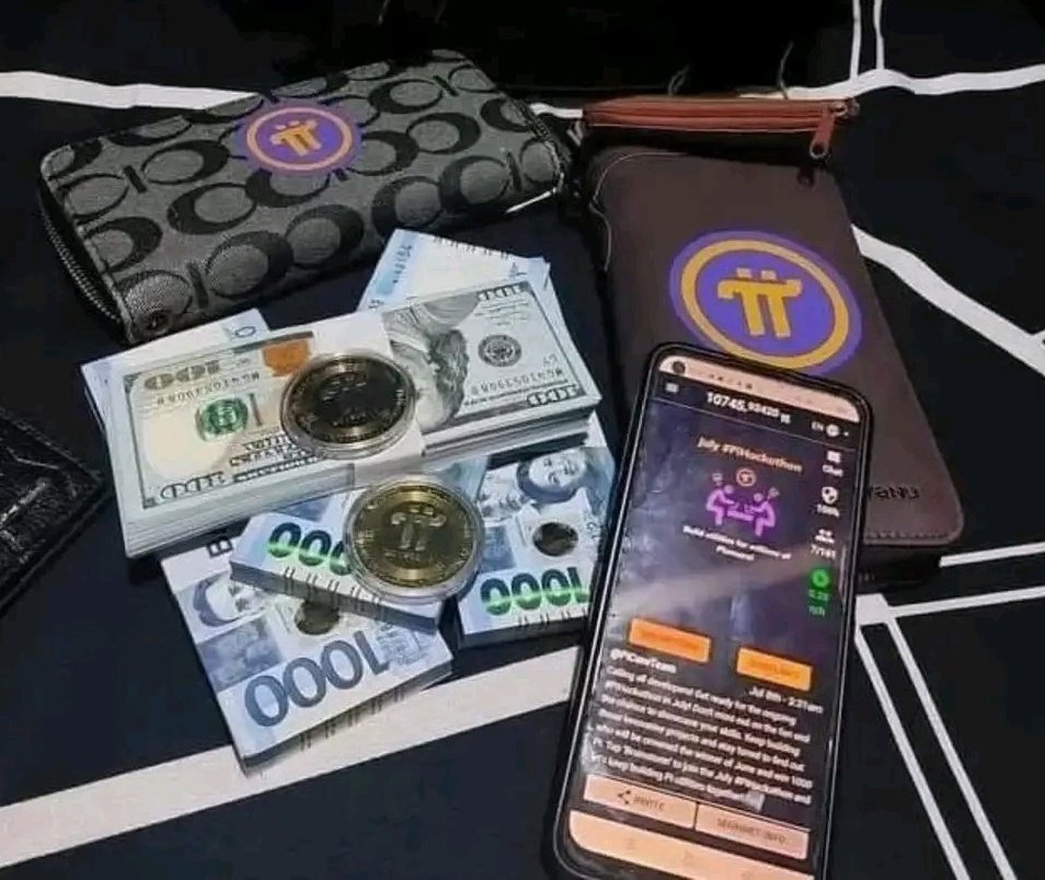 DrChengdiaoFan's tweet photo. 💜🚀 Pi's Value Lies in the Hands of Its Pioneers! 💜⏳

🚀Pi Network is more than just a cryptocurrency🪙—it's a community-driven revolution! 🚀 The power of Pi Coin comes from YOU, the Pioneers, who actively build, trade, and support its ecosystem.💰

🔹 Adoption = Value
🔹 Utility = Growth
🔹 Pioneers = The Heart of Pi
 How valuable will Pi be? That’s up to us! 🌍🔥

🔸More news💥🎁💐 https://t.co/e8PkHlIZGh

🔸Tag a fellow Pioneer & share your thoughts below! 👇

#PiNetwork #PiCoin #CryptoRevolution #Web3 #PioneerPower
