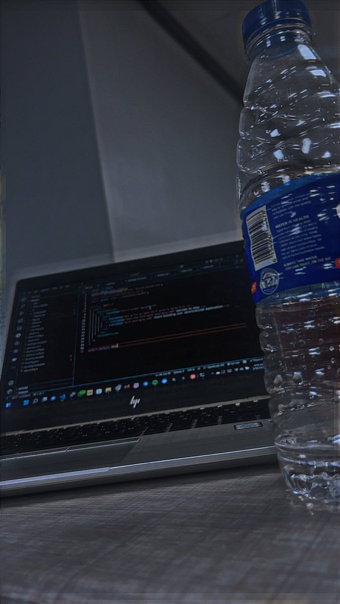 ezeransome's tweet image. Cooking 🧑🏾‍🍳 
Watch out 
I’ll probably post about on Saturday 

#overflow