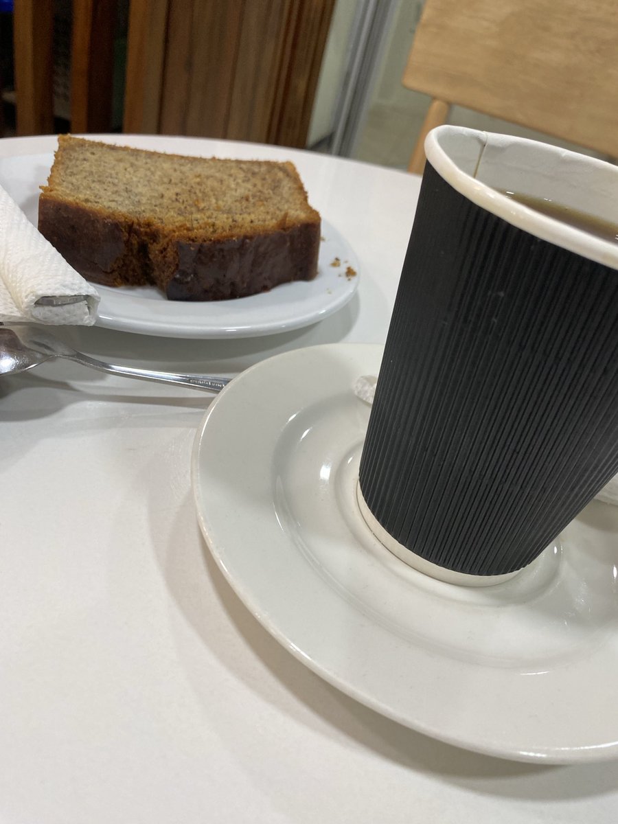 samwirikasule's tweet photo. Thank you Standard chartered bank for my birthday coffee endiro coffee ⁦@StanChartUGA⁩ , ⁦@EndiroCoffee⁩ https://t.co/9drJjaE7om