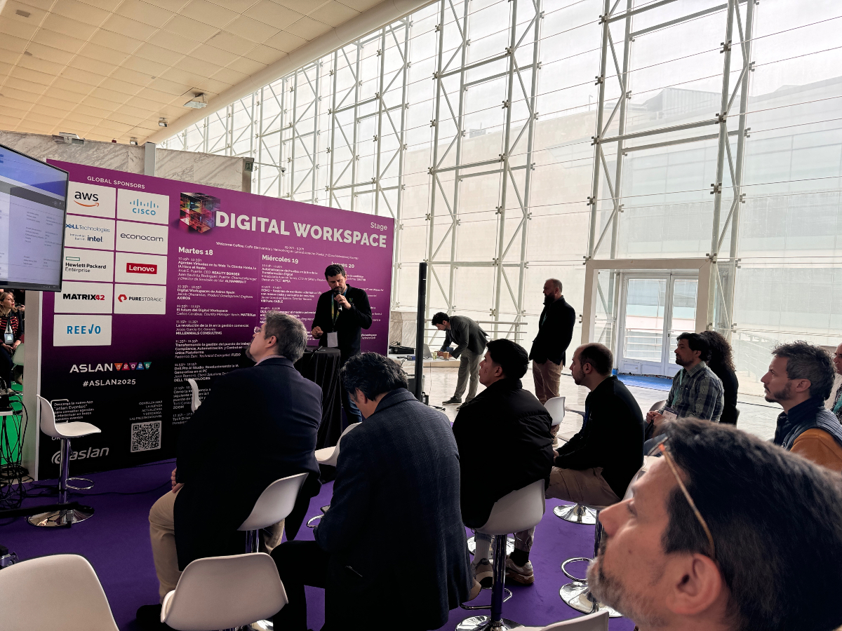 mayoristasinf's tweet image. 🎤📢 Ponencias inspiradoras en #ASLAN2025, que ya ha arrancado su segunda jornada. Desde expertos en IA hasta líderes en ciberseguridad, compartiendo su visión sobre el futuro de la tecnología. ¿A qué ponencia te gustaría asistir? 🔍 #EventosTech #Conocimiento