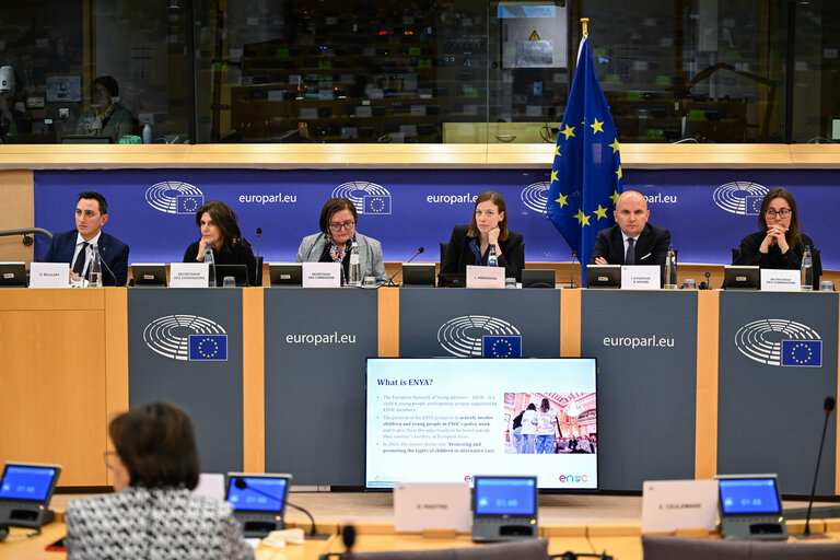 ESNsocial's tweet photo. Yesterday, ESN CEO @A_LMontero and ESN Policy and Project Officer Adriana Masgras attended at the EMPL Joint Hearing on the Protection and Promotion of Rights of Children Placed in Alternative Care.
Alfonso also spoke at the hearing, emphasising key points related to the topic. https://t.co/hWJwuyGm0F