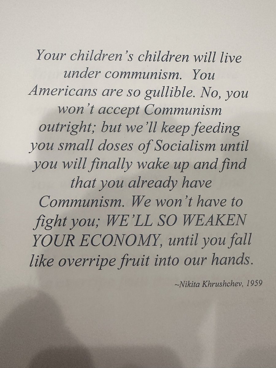 Eine Vorhersage aus dem Jahre 1959. Aus den JFK Files.

Exakt so ist es gekommen. 
Und die Mehrheit schnallt es nicht. 
So arbeiten Geheimdienste und wer immer noch glaubt, wir könnten auf Landesebene Dinge regeln, der hat die Pandemie in einer Höhle verbracht.