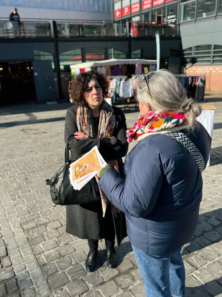 AzzazNadege's tweet photo. 🟢 #Châtillon recrute!
Toute la semaine, des stands de recrutement dédiés à la petite enfance dans notre ville : métro, marché, tram…
Nous recherchons des professionnels de la petite enfance :
https://t.co/MWJukXzmvw
Merci aux agents mobilisés https://t.co/DiPQwe3DW3
