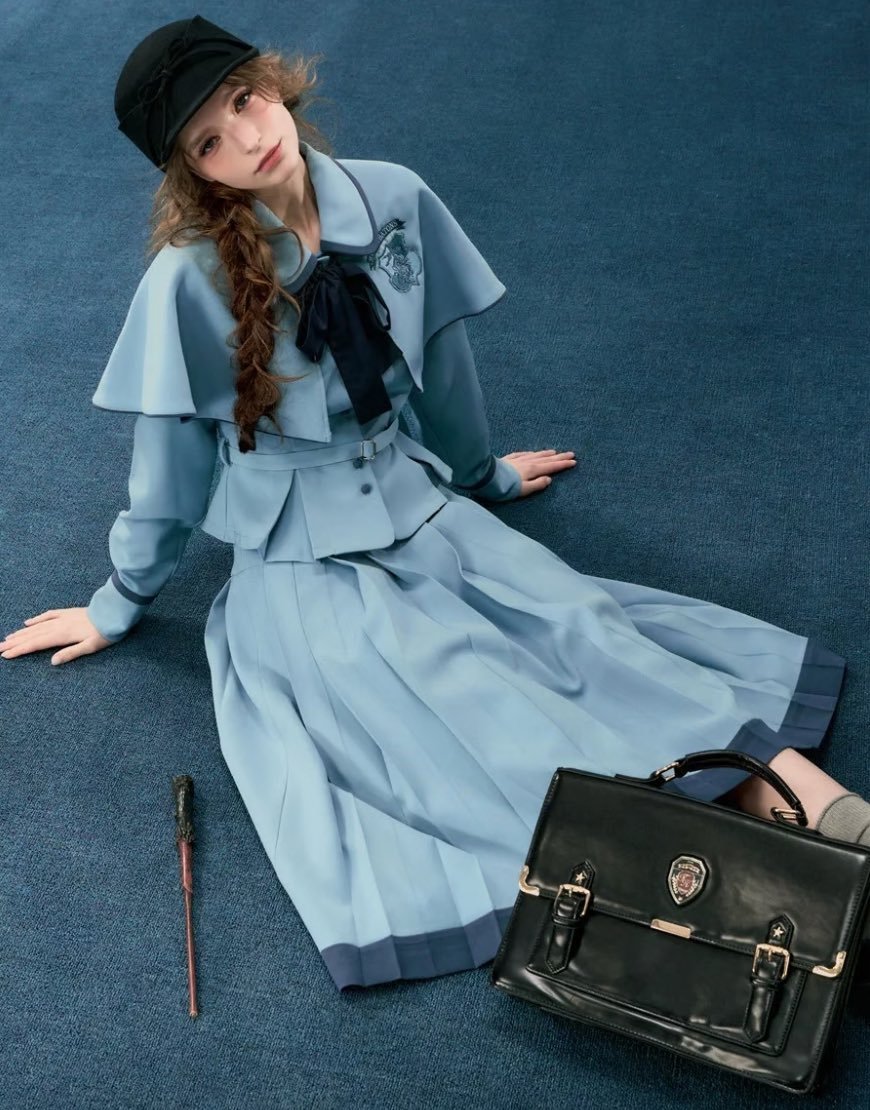 Harry Potter海外限定公式ライセンス品 🦋 ボーバトン魔法アカデミー