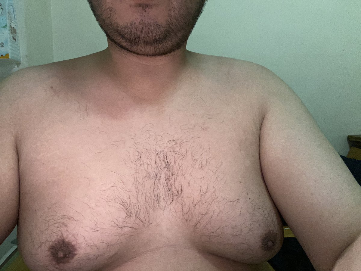 想不想被鬍渣磨蹭蛋蛋🥴