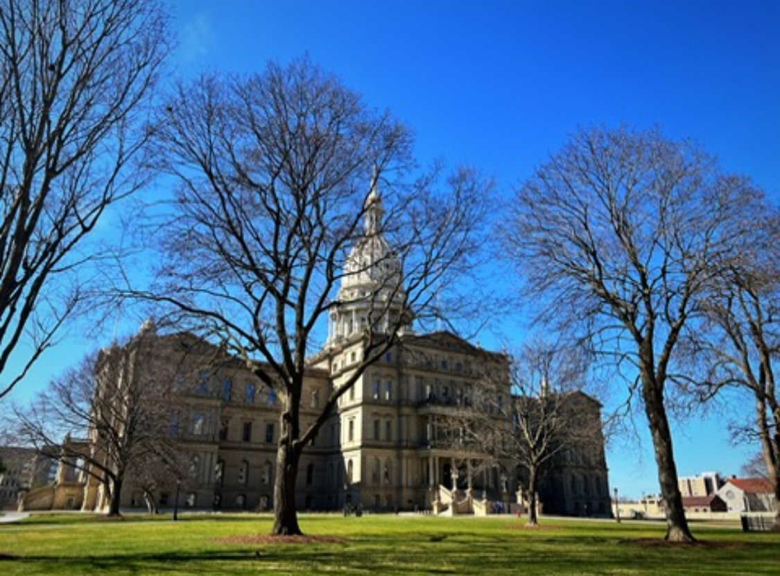 GSTMIWorks's tweet image. GST Michigan Works! is in Lansing today, meeting with legislators to champion workforce development, connect talent with opportunity, and ensure Michigan’s economy thrives. Together, we’re building a stronger future for employers and job seekers. #MiWorks #LegislativeDay