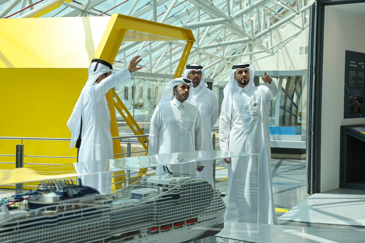 MwaniQtr's tweet image. As part of its corporate social responsibility initiatives, #MwaniQatar⚓️🚢 hosted officials from #Ehsan Center to discuss collaboration on the center’s projects and initiatives.