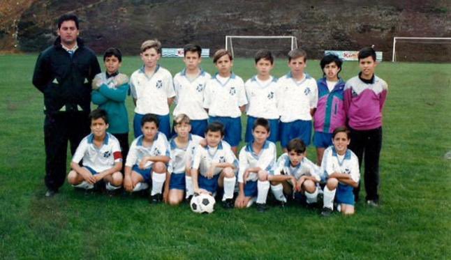 Un club no es de presidentes , ni de directivos , ni de categorías… la institución esta por encima de todo, el escudo es quien manda . 
Aún no se cree a dónde vamos , pero volveremos . Te vieron como negocio y no lo eres . Típico día de nostalgia .