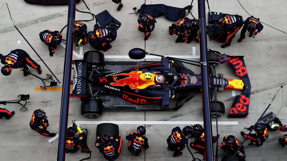 redbullracing's tweet photo. Pitstop evolution: 2019 ➡️ 2024 

#F1 || #ChineseGP https://t.co/LMjfyfvpuS