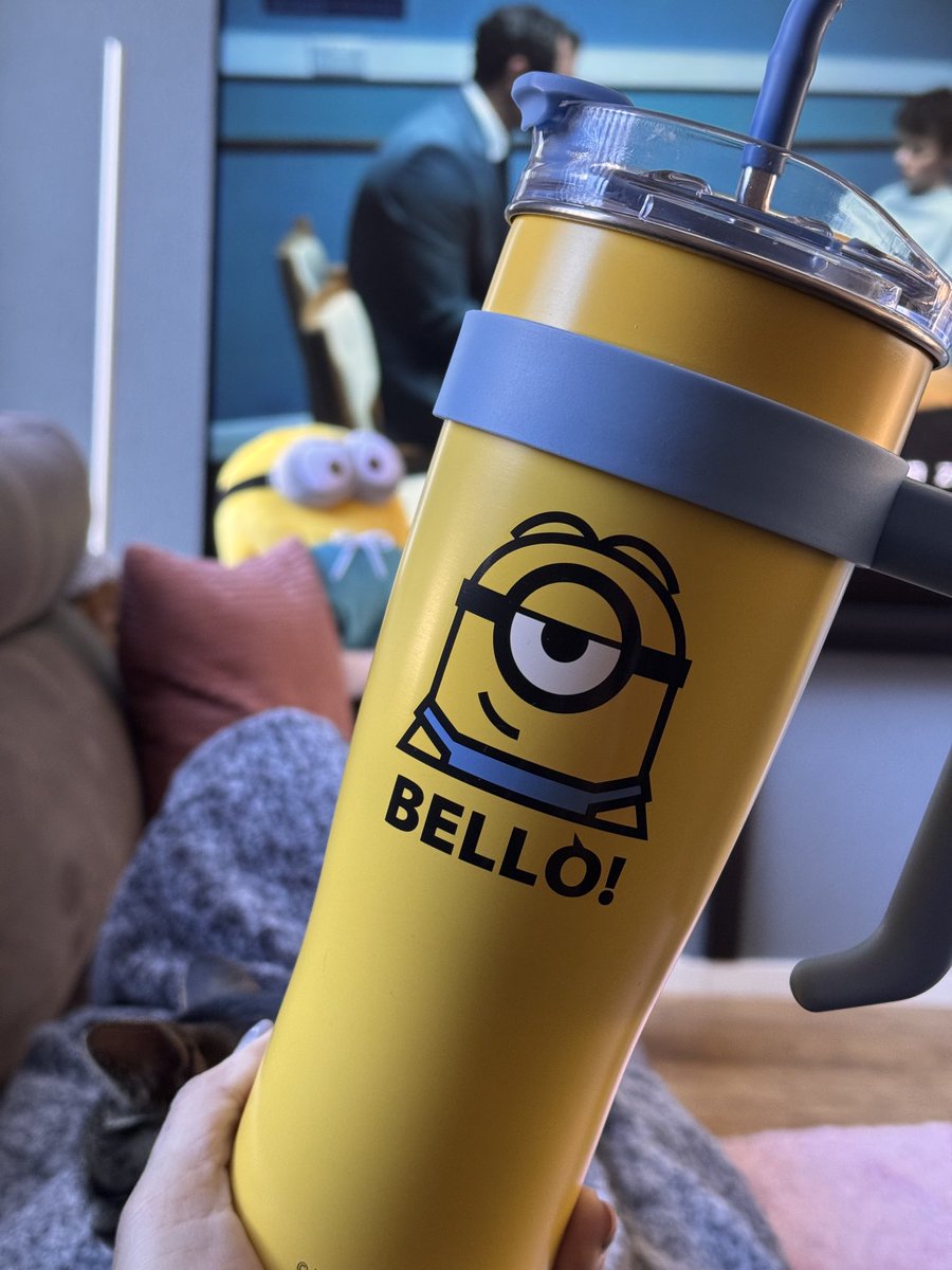 maickel1979's tweet photo. I love my new cup ๐
Itโs mega but so cute ๐ฅฐ
Yes , I love #Minions
can you tell ? ๐คฃ๐คฃ๐คฃ
#cup #stanley #beker #miniso #minionmania #kevin #bob #yellow #despicableme #movie https://t.co/STZ32fR3V4