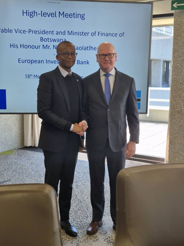 Botswana Embassy in Brussels (@embassybwtobr) on Twitter photo ๐ฃ๐ง๐ผ๐ฑ๐ฅ๐ฃ๏ธ๐ค๐ฆ๐ช๐บ๐ผ Botswanaโs Vice President and Minister of Finance, Mr. Ndaba Gaolatlhe, visited the <a href="/EIB/">European Investment Bank</a> headquarters & 3S Money on 18th March 2025. ๐ฃ๐ง๐ผ๐ฑ๐ฅ๐ฃ๏ธ๐ค๐ฆ๐ช๐บ๐ผ Botswanaโs Vice President and Minister of Finance, Mr. Ndaba Gaolatlhe, visited the <a href="/EIB/">European Investment Bank</a> headquarters & 3S Money on 18th March 2025.