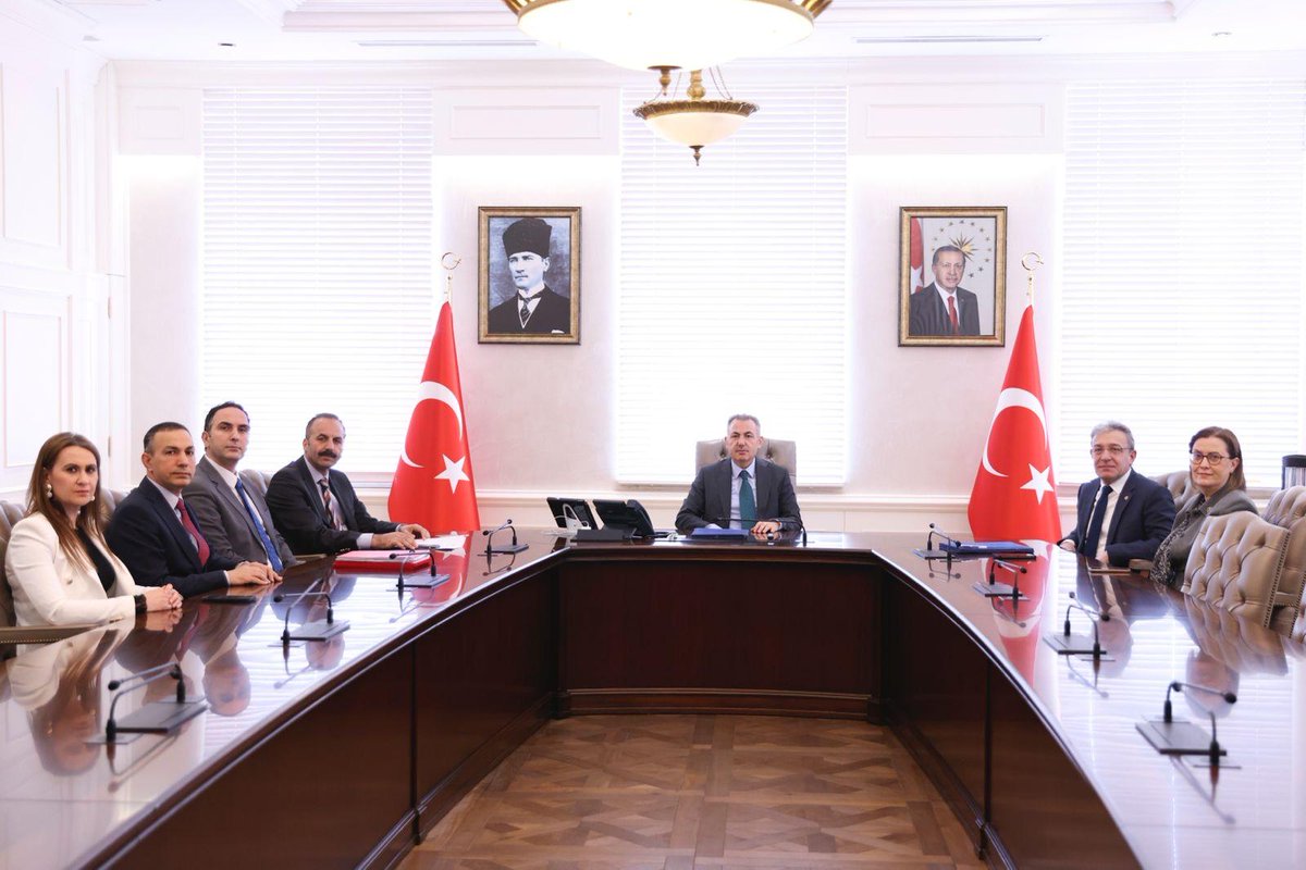 Dokuz Eylül Üniversitesi tweet media