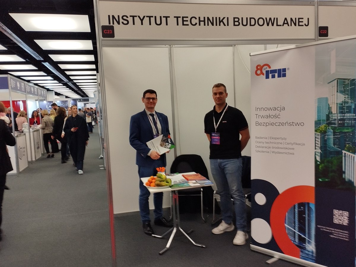 ITB_pl's tweet photo. Jesteśmy na Targach LABS EXPO w Poznaniu! 🏗️🔬
📍 Stoisko C23
📅 19-20 marca | Poznań Congress Center
Zapraszamy do odwiedzenia naszego stoiska i do rozmów z ekspertami ITB! Do zobaczenia w Poznaniu! 👋
#ITB #LABSEXPO #Poznań #Laboratoria #Technologia #Budownictwo https://t.co/AMCWMIhxOR