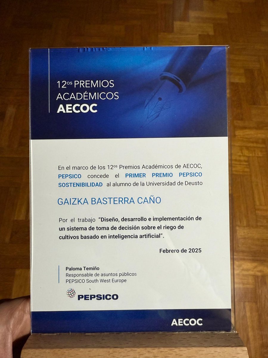 🏆🌱 Premio <a href="/PepsiCo/">PepsiCo</a>  Sostenibilidad – Premios Académicos <a href="/AECOC_ES/">AECOC</a> 
Un estudiante de <a href="/deusto/">Universidad Deusto - Deustuko Unibertsitatea</a> gana el primer premio por su trabajo en IA aplicada al riego inteligente.
🚀 Un paso hacia una agricultura más sostenible.
🔗 Más info: deusto.es
#Sostenibilidad