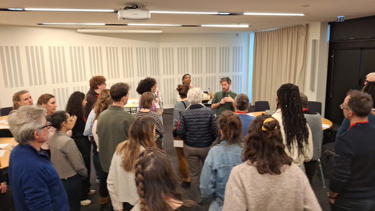📢 Échelles de violences dans le débat public. À travers son atelier collaboratif, Cab4n identifie les tensions grandissantes dans les échanges politiques et propose des outils pour apaiser le dialogue démocratique.