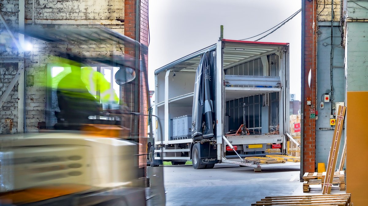 Whitecroft Lighting tweet media