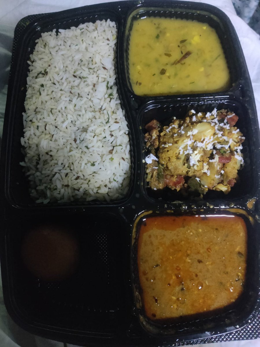 #Zomato is running fraud biz, I ordered food from it while travelling, the thali I received was worst. Quantity and taste was below standard . No action taken by Zomato against the restaurant. #deepigoyal <a href="/aajtak/">AajTak</a>  <a href="/indiatvnews/">India TV</a>  <a href="/consumerforum_/">Consumer Forum India</a> <a href="/deepigoyal/">Deepinder Goyal</a> <a href="/republicbharat/">रिपब्लिक भारत</a>