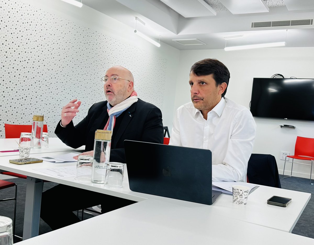 cpme94's tweet image. Comité directeur @CPMEnationale avec notre président @AmirRT 👍 les sujets d’actualité ne manquent pas pour l’avenir de nos #pme 🙄 #social #simplification #industrie #commerce #madeinfrance #retraite #emploi 🙏 #EnsembleOnVaPlusLoin @CheveeEric @Xavier_Douais