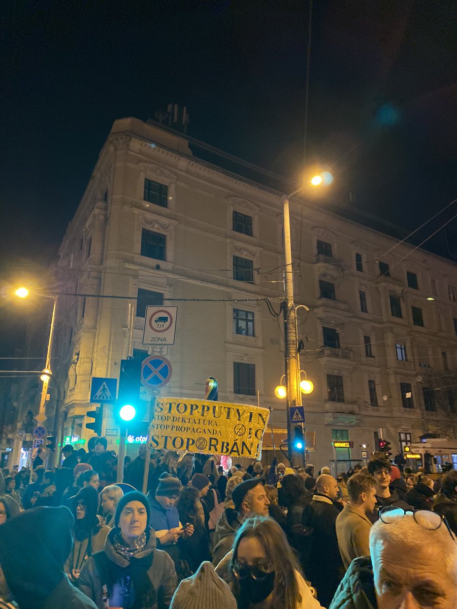 larushere's tweet photo. Last night in Budapest https://t.co/C8OCGBTWLa