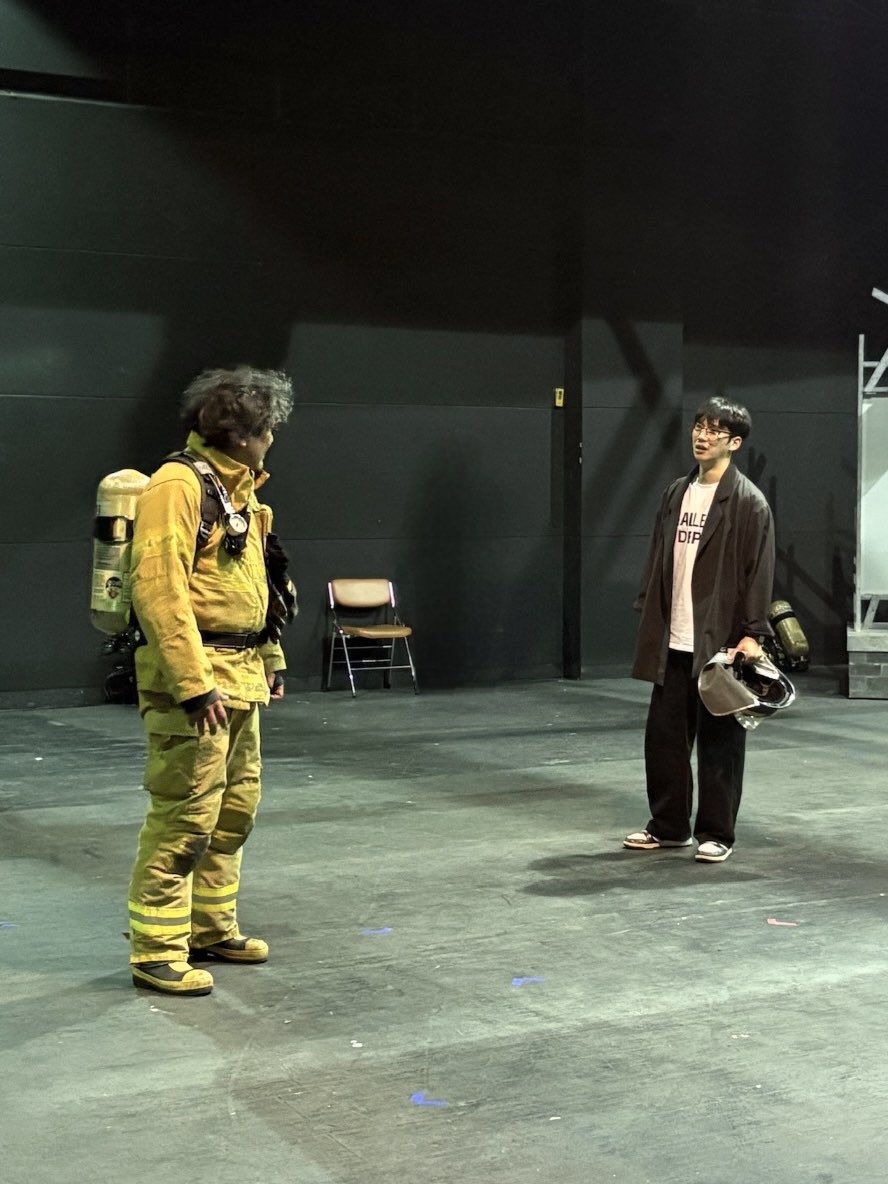 버닝필드_이머시브 연극 tweet media