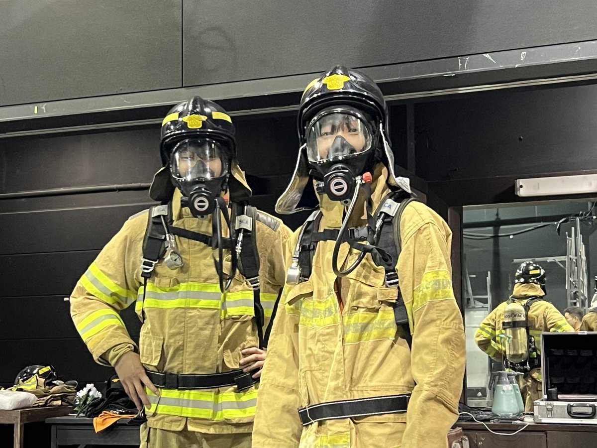 버닝필드_이머시브 연극 tweet media