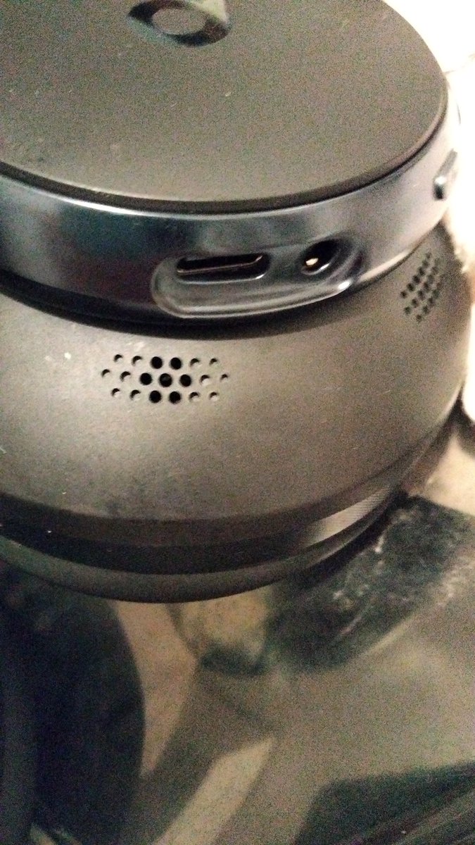 プラモ始めてから、こういう全部空いてない穴にピンバイスで穴開けたくなります