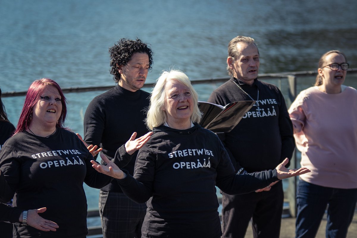 Streetwise Opera (@streetwiseopera) on Twitter photo Massive thanks to all who joined us yesterday for our Nature performance, and to the amazing <a href="/UniofNottingham/">Uni of Nottingham #WeAreUoN</a> and <a href="/LakesideArts/">Lakeside Arts</a> for hosting us! 🤩 Massive thanks to all who joined us yesterday for our Nature performance, and to the amazing <a href="/UniofNottingham/">Uni of Nottingham #WeAreUoN</a> and <a href="/LakesideArts/">Lakeside Arts</a> for hosting us! 🤩