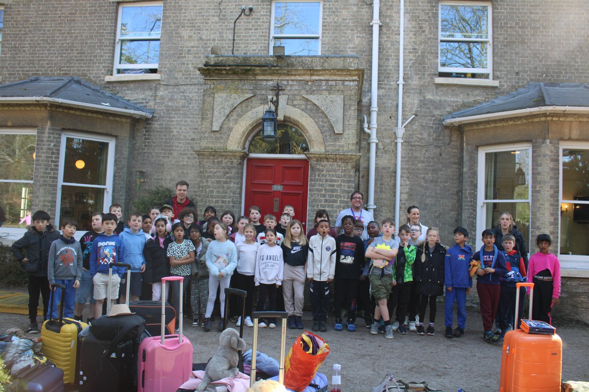 Safely arrived at Burwell House and just having a quick introduction to the house. #Year4 #schoolresidential #havefun