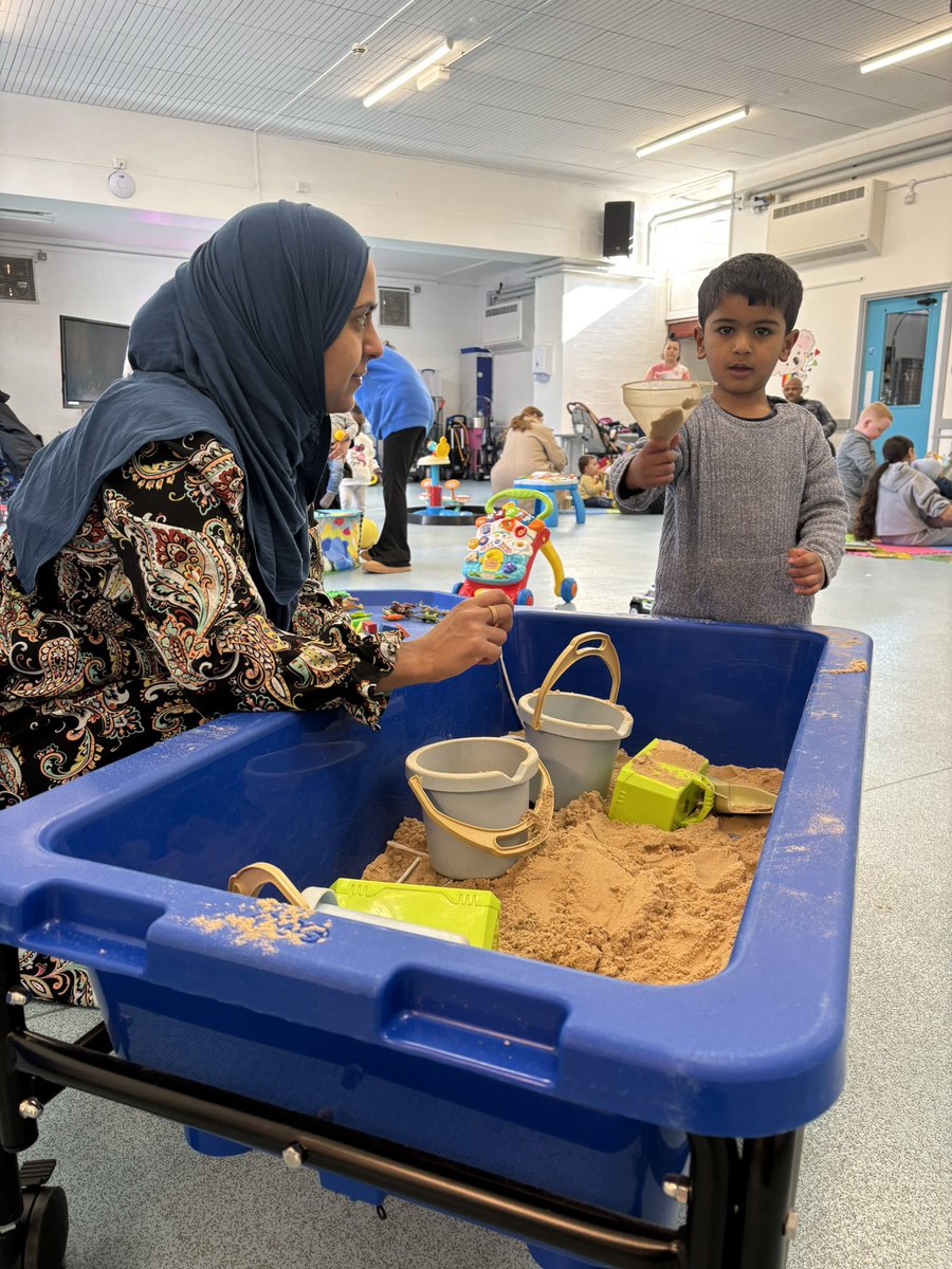 Fosse_TMET's tweet image. Our Stay and Play for 0-4 year olds was a hive of activity yesterday. It was lovely to have lots of new faces as well as returning families. It’s an absolute joy! #fmcommunity