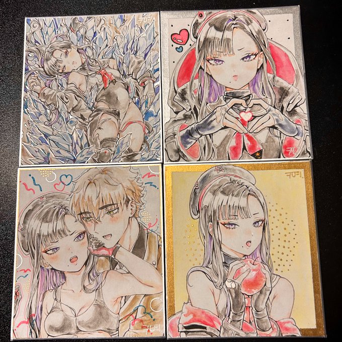 4枚並べるとこんな感じ
キラッとしてる所は修正液と金銀のマッキーです✨✨ 