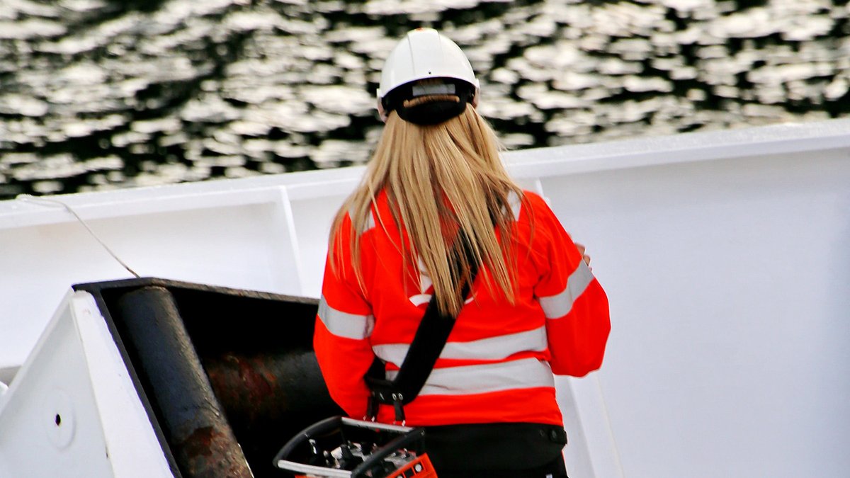 – Et godt samfunn er et likestilt samfunn. Likestillingen er kommet langt, men vi er ikke i mål. Det er fint å kunne støtte meningsfulle prosjekter og initiativer som fremmer likestilling i hele Norge, sier kultur- og likestillingsminister Lubna Jaffery. regjeringen.no/no/aktuelt/17-…