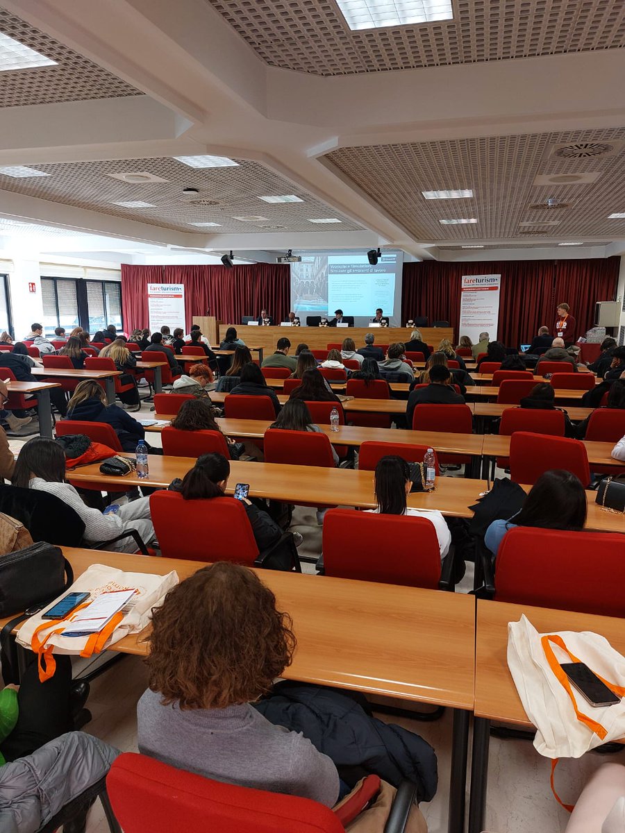 Intervento del Vice Presidente di <a href="/FederalberghiRM/">Federalberghi Roma</a>, Onorio Rebecchini, alla conferenza di apertura della 12° edizione romana di  <a href="/FareTurismo/">FareTurismo</a>