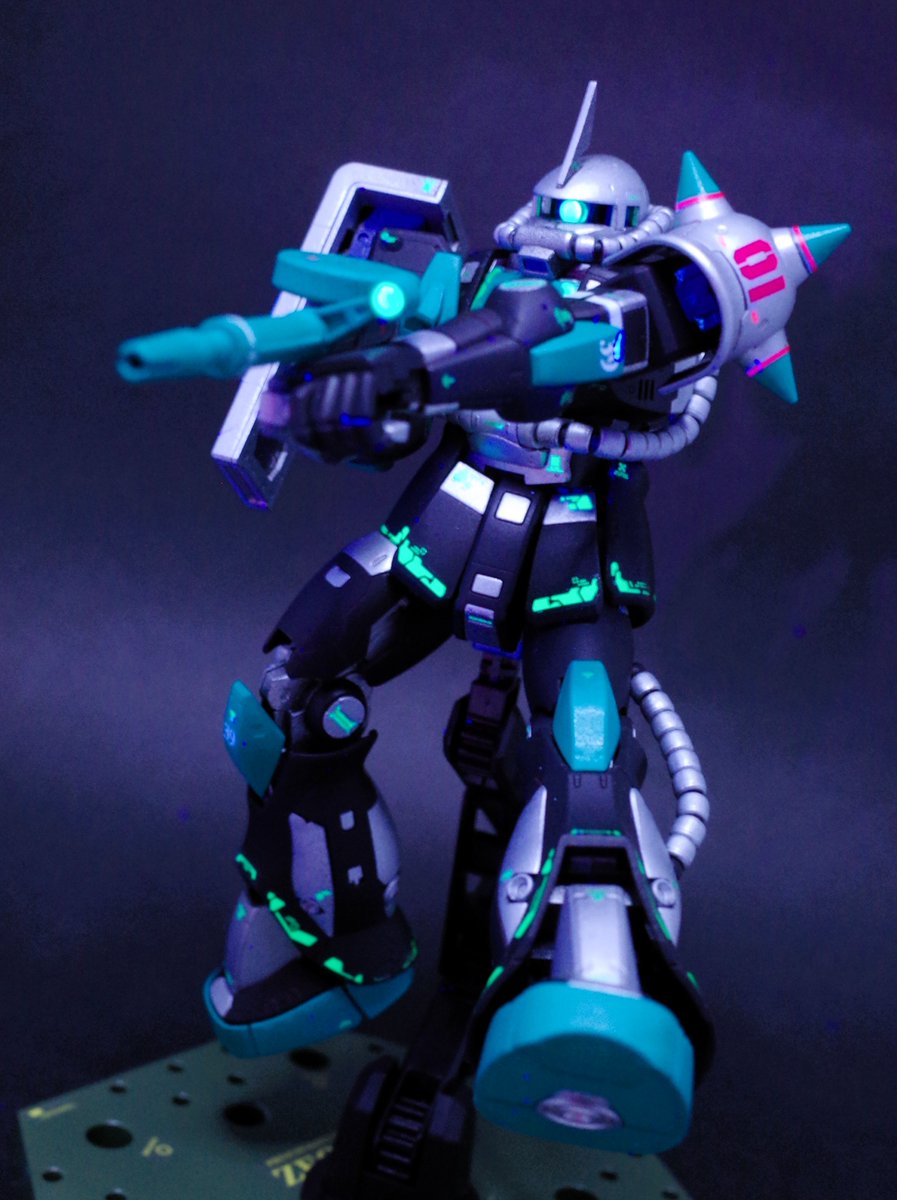 落選して悔しいので RG シャア専用ザク使ってミクザクを作ってみました