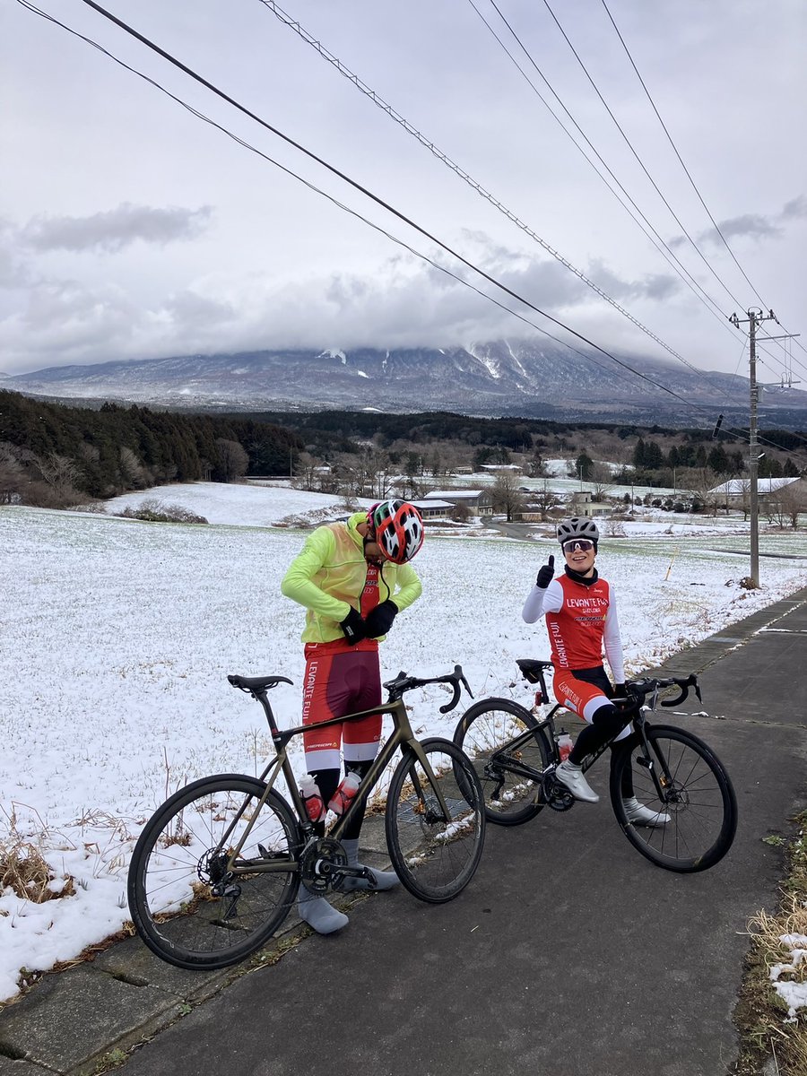 高梨万里王 tweet media