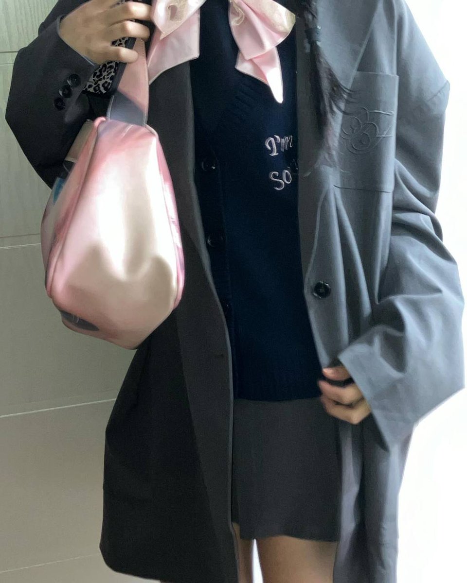 minti's tweet image. 今日の私の服装。❤️✨️