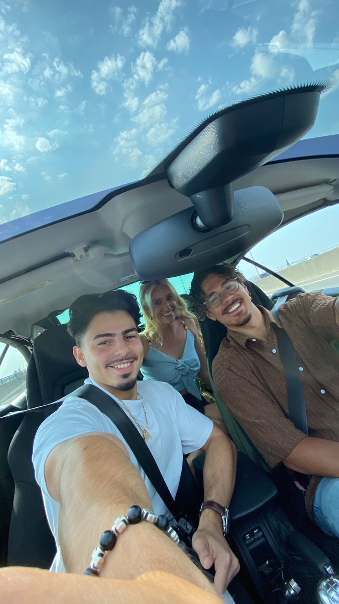 GmZptUvW4AANTQW?format=jpg&name=medium