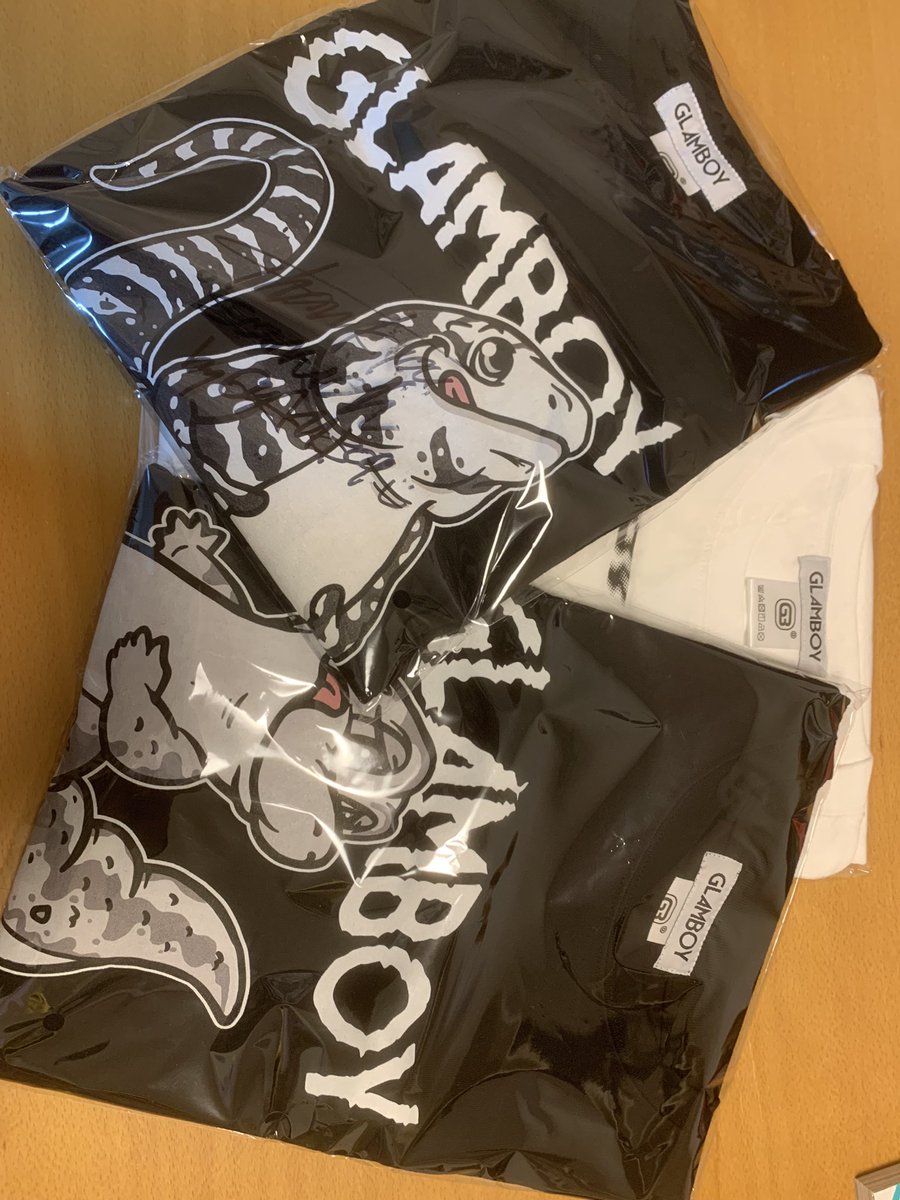 忙しくて開けれてなかったけどサイコーかよ！！
着るのが楽しみだ✨✨

<a href="/glamboy_rep/">REP LABEL🐊</a>