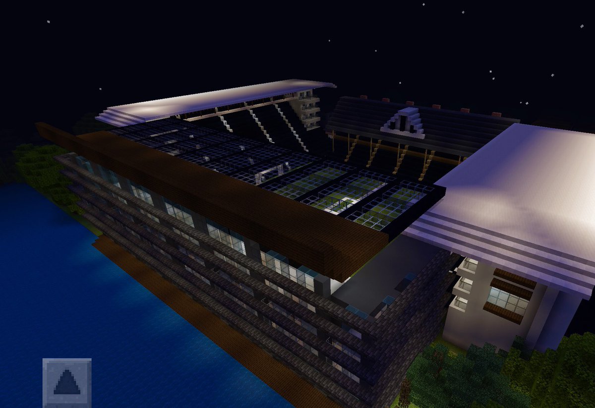 Fulham_japan's tweet photo. Throwback to when I was so bored during Lockdown I built craven cottage on minecraft💀 https://t.co/cFWdVz9kHF