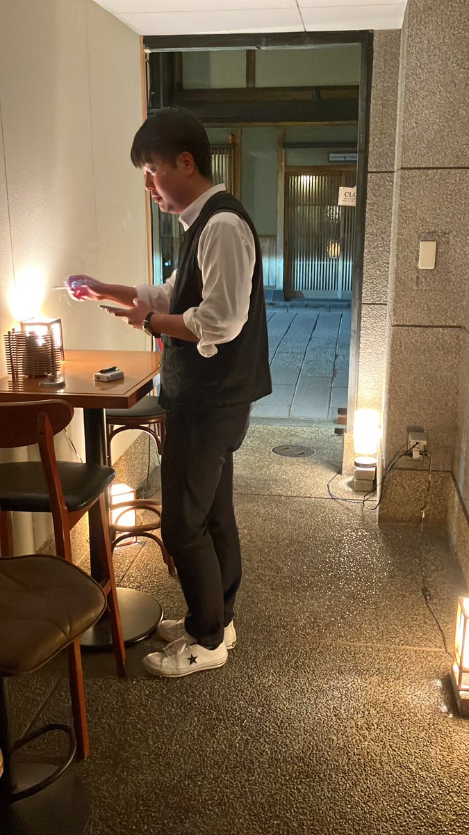 JaiGuruDeva31's tweet photo. 休憩中の宇佐美くん。 https://t.co/3M10UonpC6