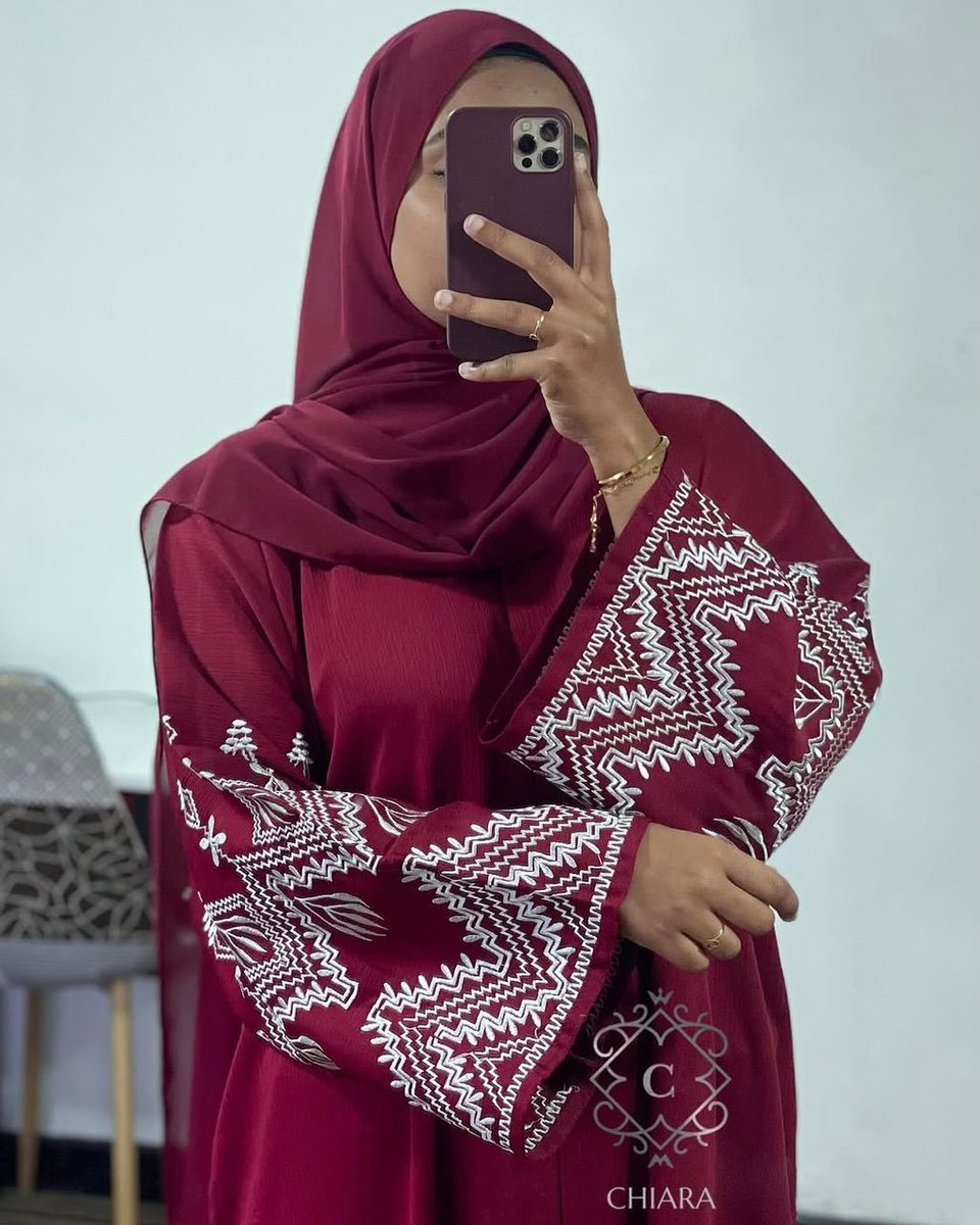 HauwaLau's tweet photo. I beg you in the name of God don’t pass without retweeting my hustle please 🥹🙏🏽
        *ELEGANT  DUBAI ABAYA 🇦🇪*

*SIZE 54,56,58,60,62

*PRICE: 24,500 only.

Location: Kano
 
WhatsApp: 09125182179 https://t.co/PKJweSXQzZ